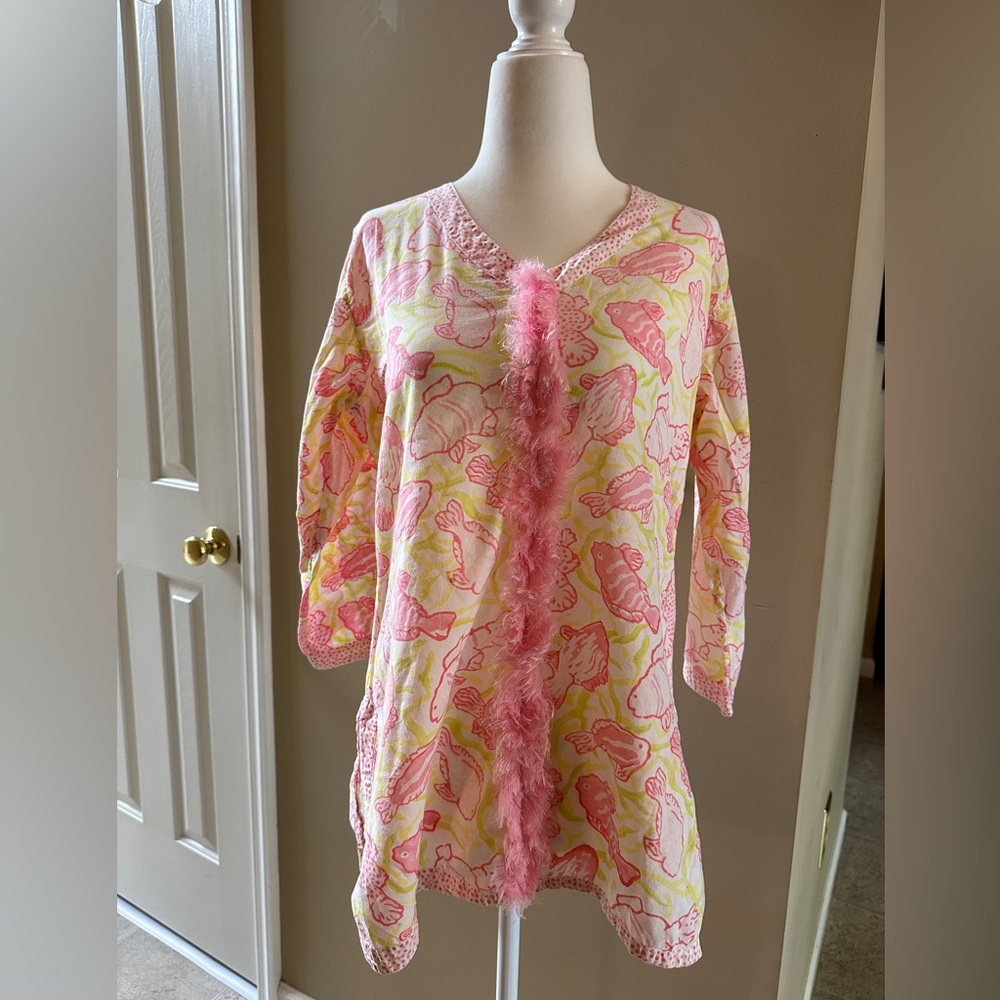 Mary Marshmallow Snappy Turtle Beach Cover-Up. Small